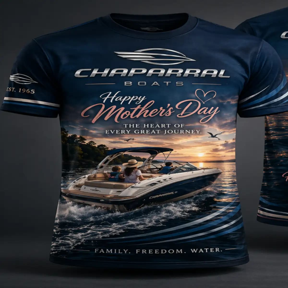 Chaparral boat 03 - Premium Unisex Short Sleeve T-Shirt